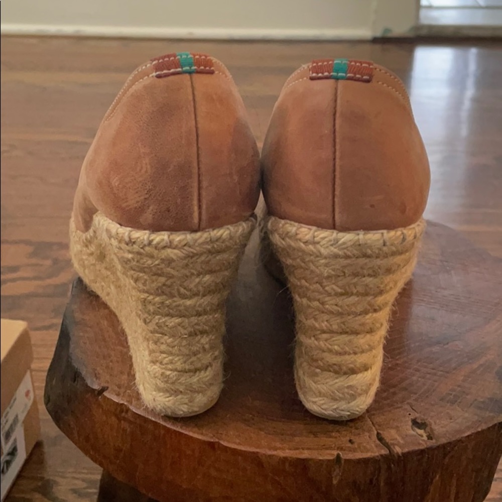 brown wedges - Picture 3 of 4